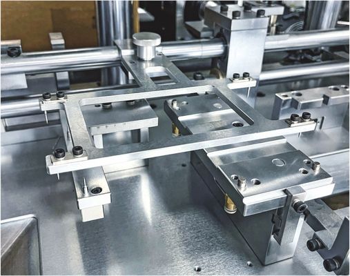 Performa yang Stabil Mesin Trim And Form Untuk Membuat Semikonduktor