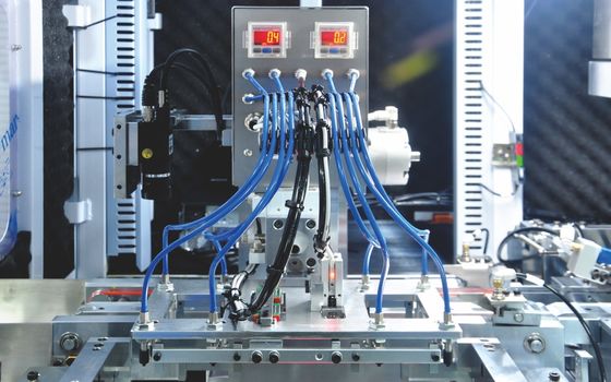 Komponen Elektronik Trim dan Bentuk Mesin Punching dan Membentuk Sistem 1000W